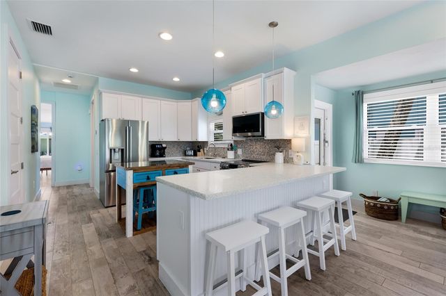 504 SPRING AVENUE, Anna Maria, FL 34216