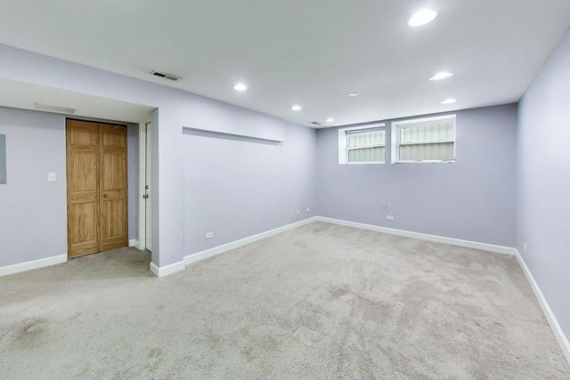 3848 W Sunnyside Avenue 1E, Chicago, IL 60625