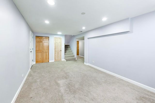 3848 W Sunnyside Avenue 1E, Chicago, IL 60625