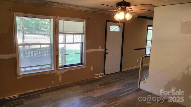 2425 Kershaw Camden Highway, Lancaster, SC 29720