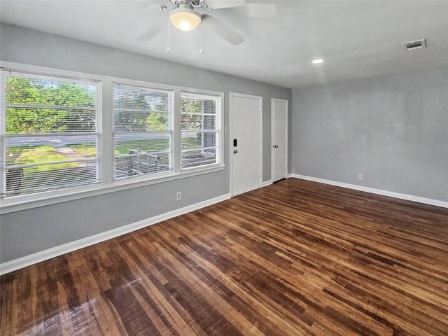 1302 Westward, La Marque, TX 77568