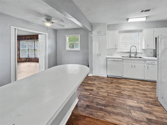 1302 Westward, La Marque, TX 77568