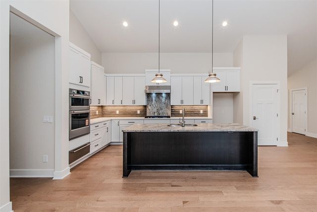4201 Duck Drive, Ann Arbor, MI 48103