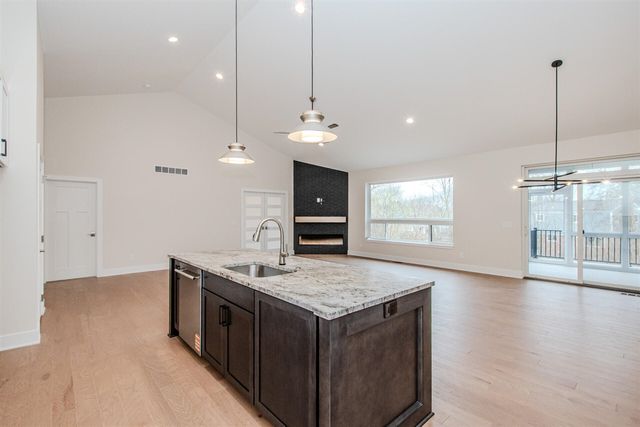 4201 Duck Drive, Ann Arbor, MI 48103