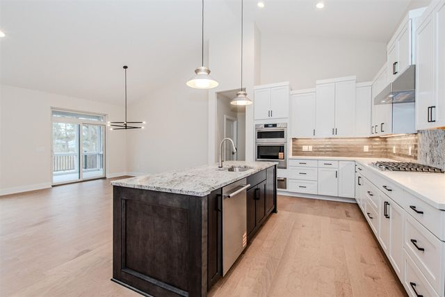 4201 Duck Drive, Ann Arbor, MI 48103