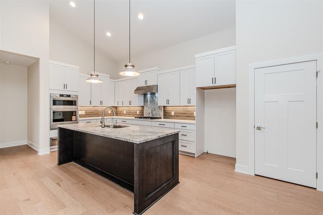 4201 Duck Drive, Ann Arbor, MI 48103