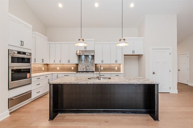 4201 Duck Drive, Ann Arbor, MI 48103