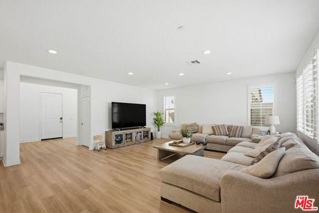 2060 Horizon Avenue, Banning, CA 92220