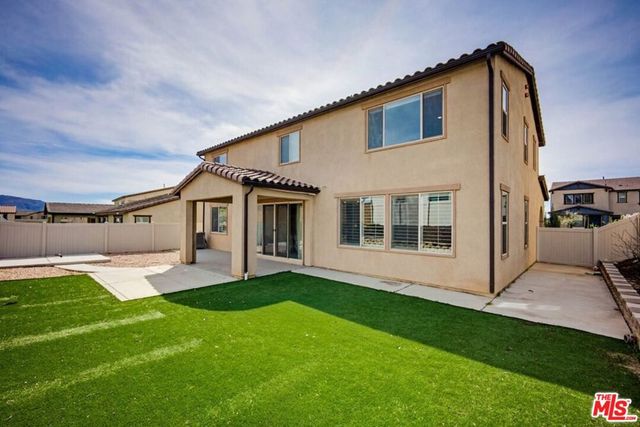 2060 Horizon Avenue, Banning, CA 92220