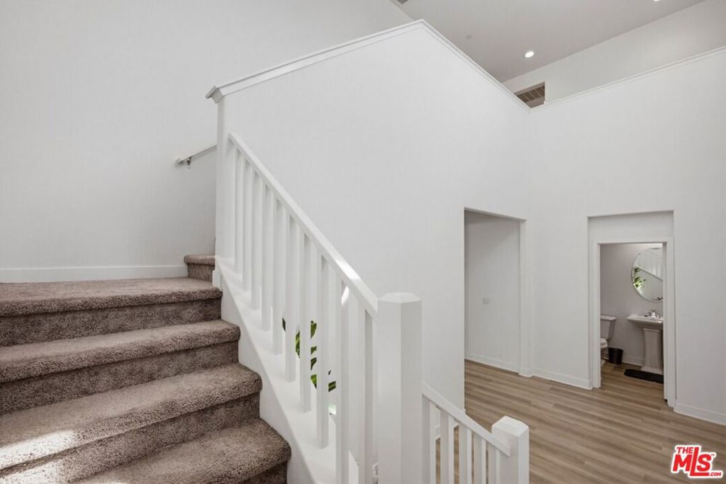 Image 23 of property listing at 2060 Horizon Avenue, Banning, CA 92220