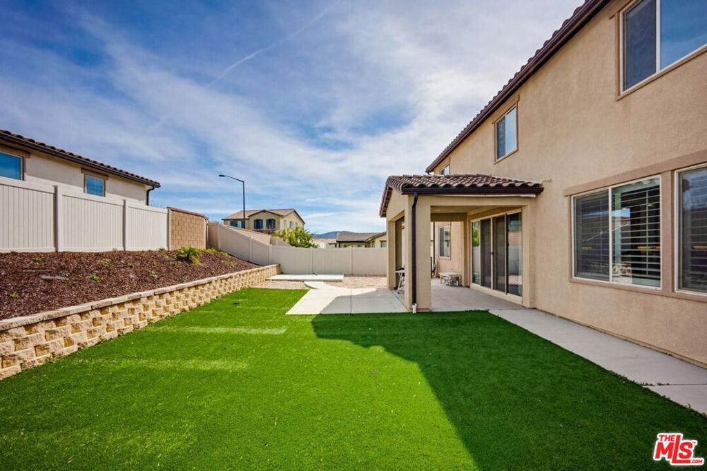 Image 47 of property listing at 2060 Horizon Avenue, Banning, CA 92220