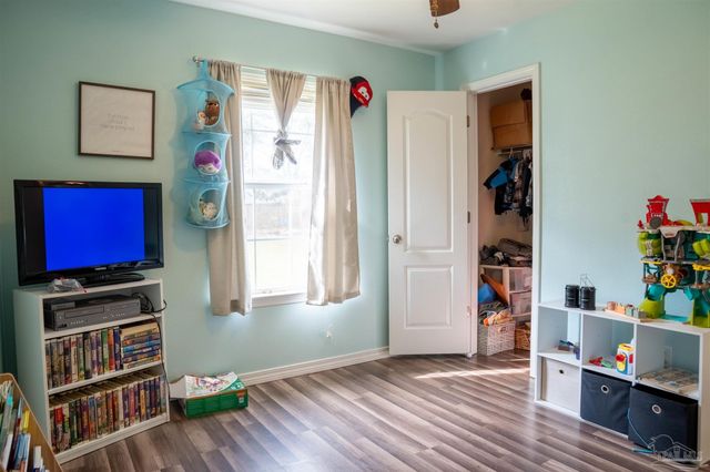 8951 Gristmill Way, Milton, FL 32583