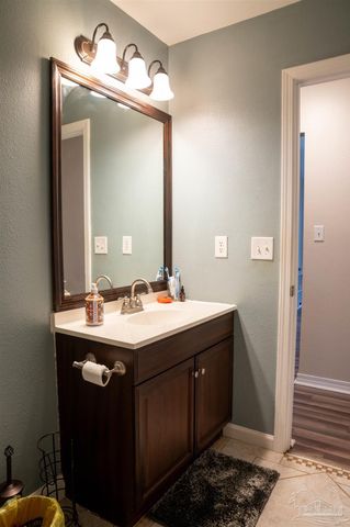 8951 Gristmill Way, Milton, FL 32583