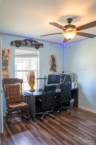 8951 Gristmill Way, Milton, FL 32583