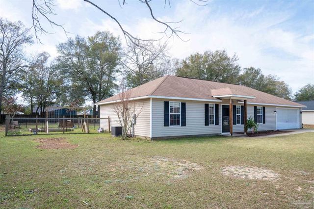 8951 Gristmill Way, Milton, FL 32583