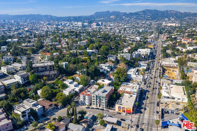 3209 Descanso Drive, Los Angeles, CA 90026