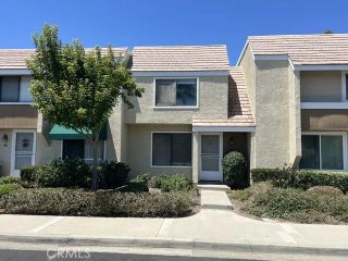 31 Meadowgrass, Irvine, CA 92604