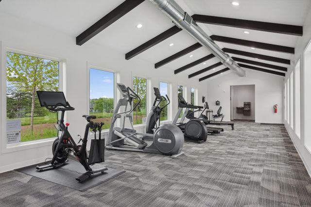 1884 Royal Boulevard N, Lake Elmo, MN 55042