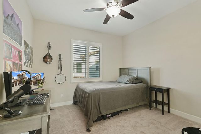 198 Cottage Ln, Lodi, CA 95242