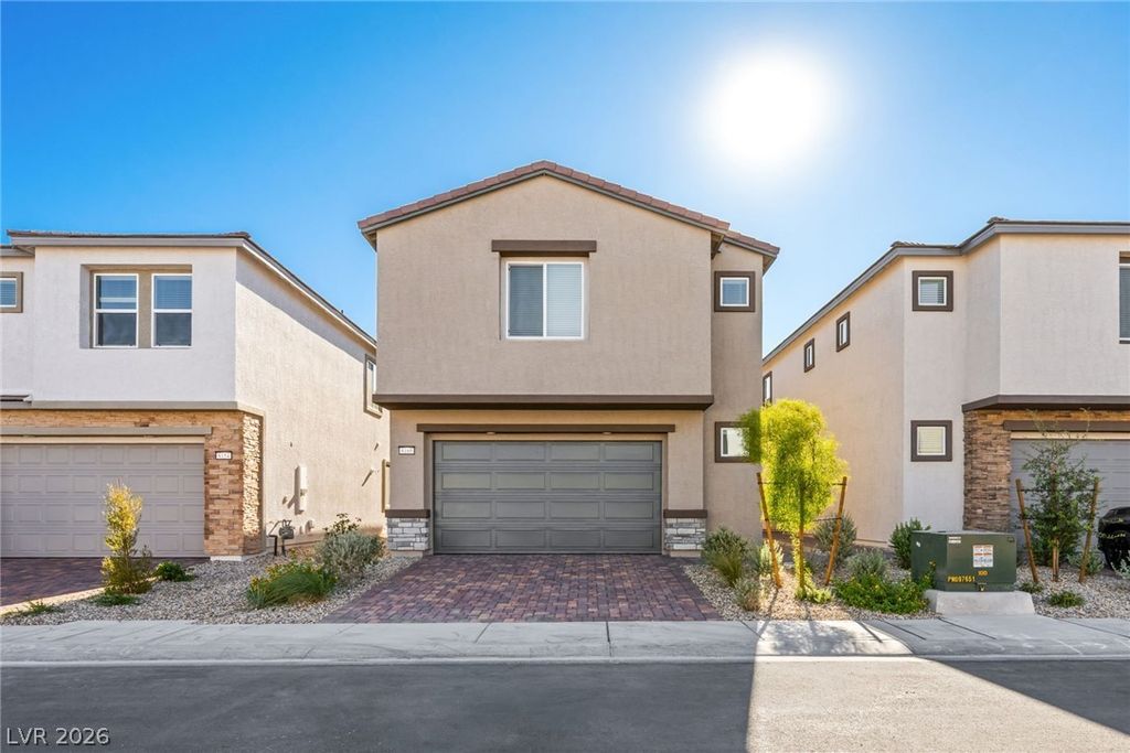 8160 Gusty Brook Street, Las Vegas, NV 89113 — exterior
