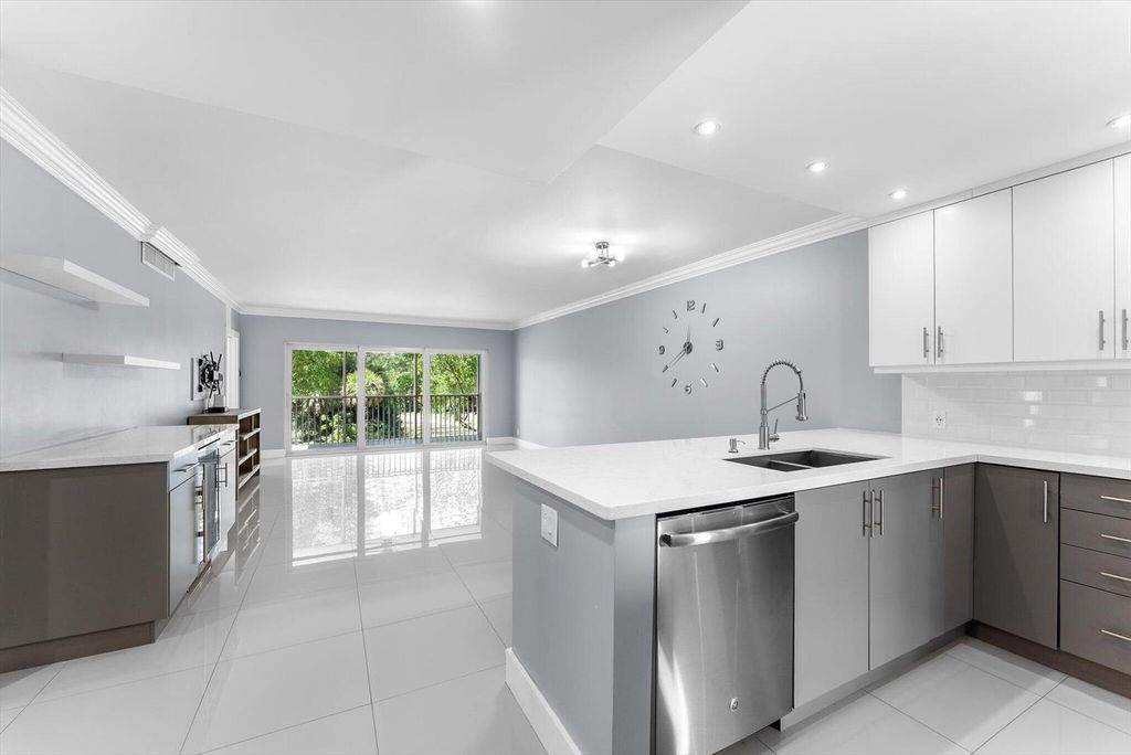 3200 N Palm Aire Drive 310, Pompano Beach, FL 33069