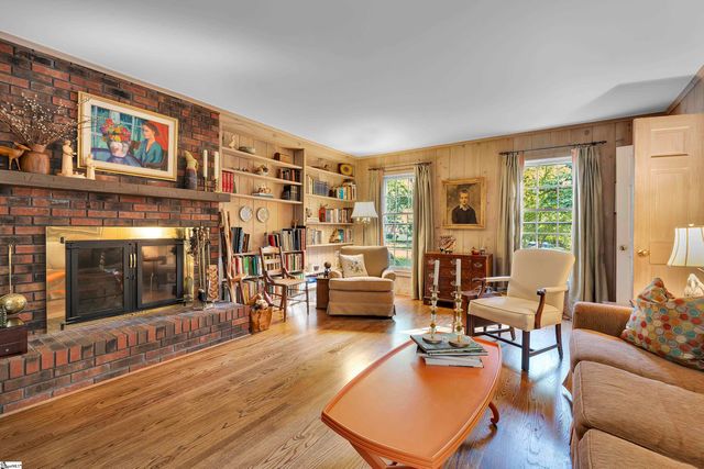 128 Lomond Lane, Spartanburg, SC 29307