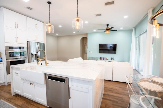 13000 SW 52nd St, Miramar, FL 33027