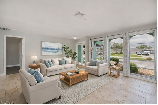 3505 SE 19th PL, Cape Coral, FL 33904