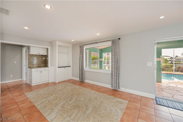 3505 SE 19th PL, Cape Coral, FL 33904