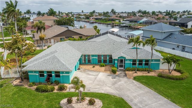 3505 SE 19th PL, Cape Coral, FL 33904
