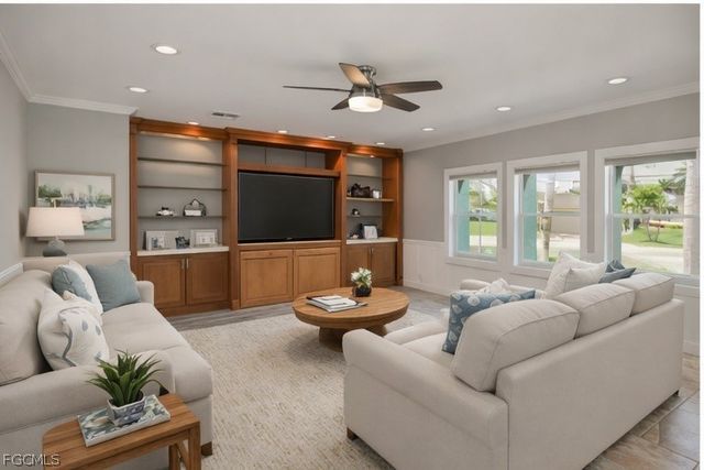 3505 SE 19th PL, Cape Coral, FL 33904