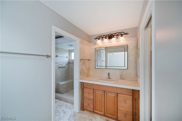 3505 SE 19th PL, Cape Coral, FL 33904