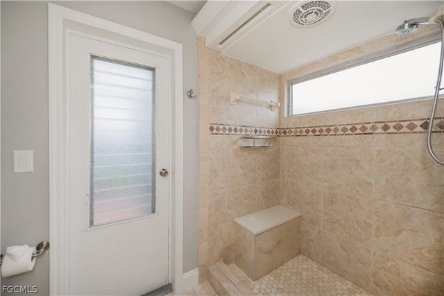 3505 SE 19th PL, Cape Coral, FL 33904