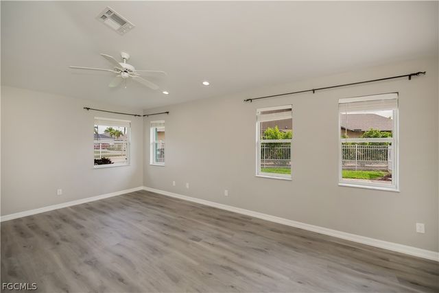 3505 SE 19th PL, Cape Coral, FL 33904