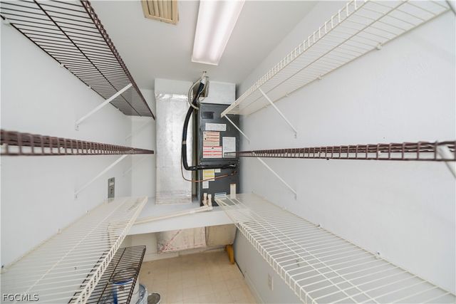 3505 SE 19th PL, Cape Coral, FL 33904