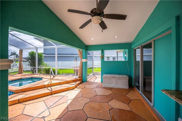 3505 SE 19th PL, Cape Coral, FL 33904