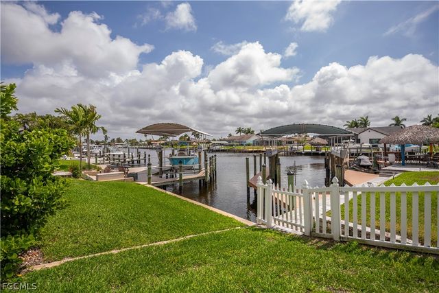 3505 SE 19th PL, Cape Coral, FL 33904