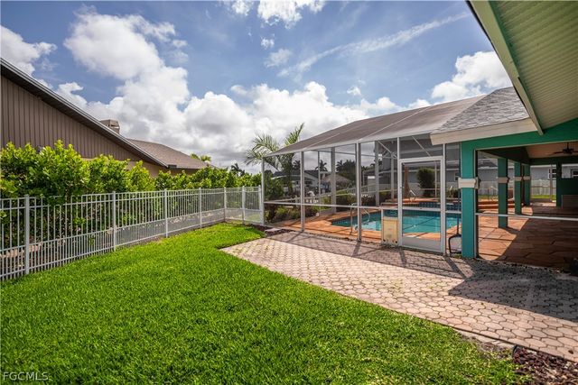 3505 SE 19th PL, Cape Coral, FL 33904