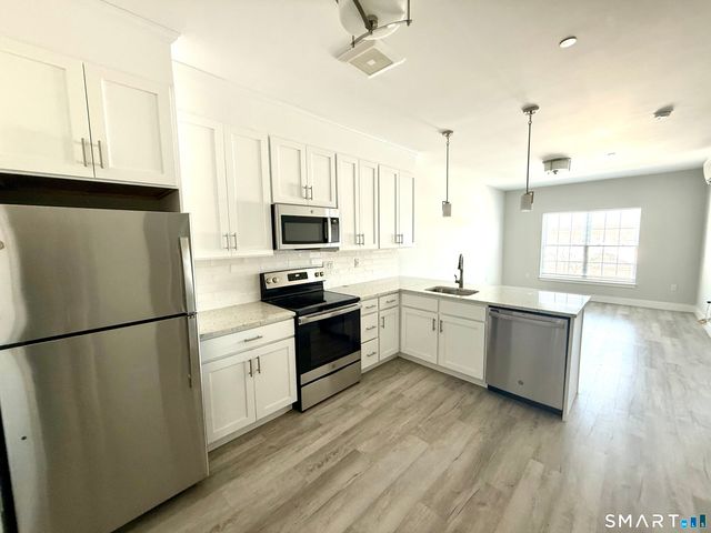 502 Howe Avenue 410, Shelton, CT 06484