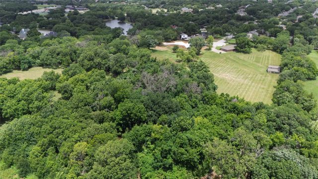 1215 Oakwood Trail, Southlake, TX 76092