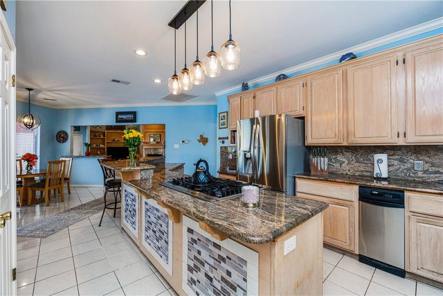 6910 Sir Galahad, Corpus Christi, TX 78413