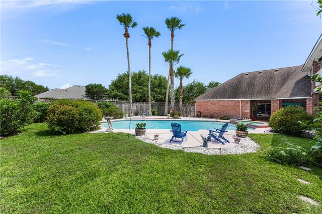 6910 Sir Galahad, Corpus Christi, TX 78413