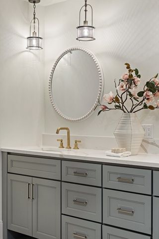 4 Curtis Road, Natick, MA 01760