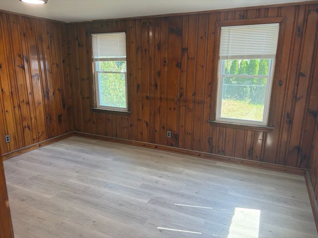 87 Howard St 1, Waltham, MA 02451