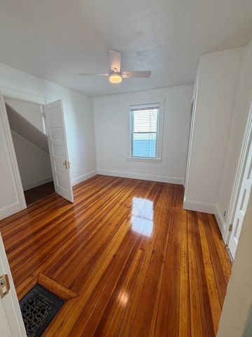 87 Howard St 1, Waltham, MA 02451