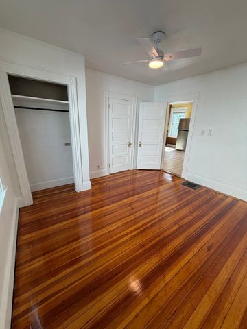 87 Howard St 1, Waltham, MA 02451