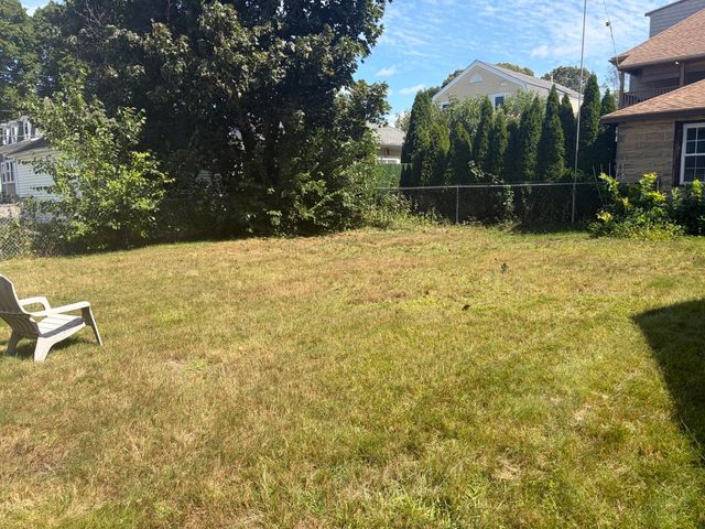 87 Howard St 1, Waltham, MA 02451