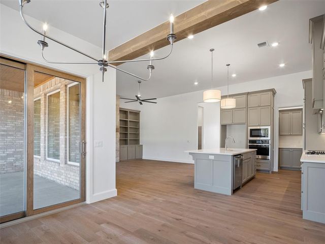 9217 SW 92nd Street, Mustang, OK 73064