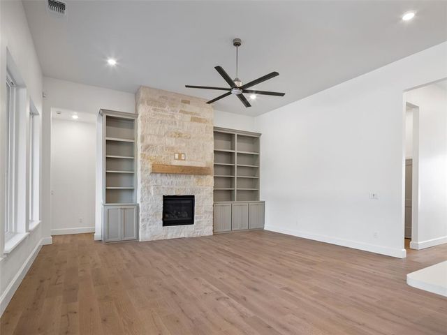 9217 SW 92nd Street, Mustang, OK 73064