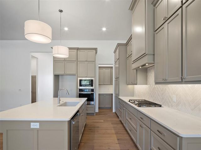 9217 SW 92nd Street, Mustang, OK 73064